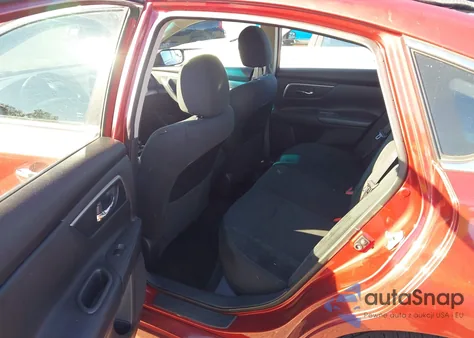 2015 Nissan Altima 2.5 S из США, поврежденный, VIN 1N4AL3AP7FC593751